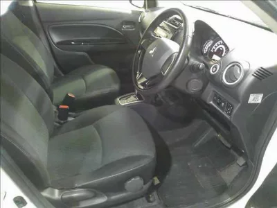 MITSUBISHI MIRAGE