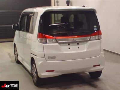 MITSUBISHI DELICA D:2