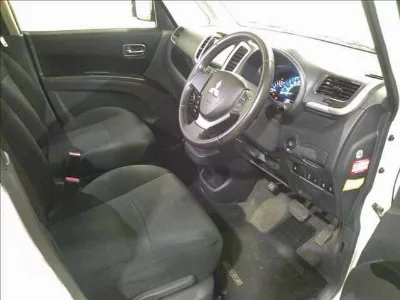 MITSUBISHI DELICA D:2