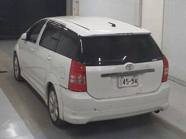 Toyota Wish  с аукциона в Японии