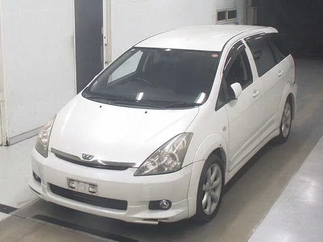 Toyota Wish  с аукциона в Японии