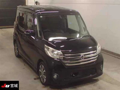 NISSAN DAYZ ROOX
