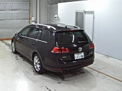 VOLKSWAGEN GOLF VARIANT