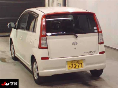 Daihatsu Mira Avy