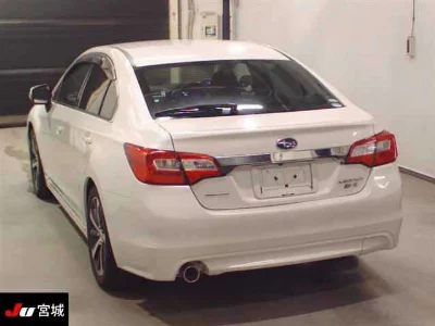 Subaru Legacy B4
