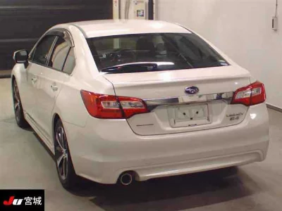 Subaru Legacy B4