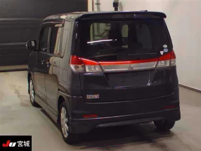 MITSUBISHI DELICA D:2