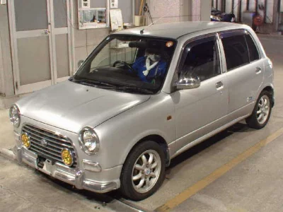 Daihatsu Mira Gino