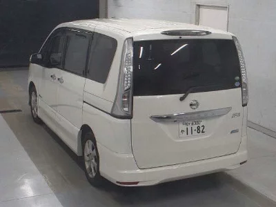 NISSAN SERENA