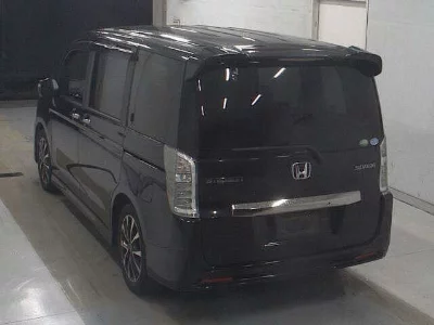 Honda STEPWGN SPADA