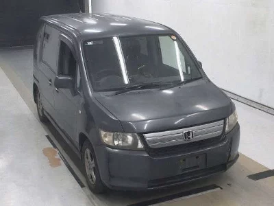 Honda Mobilio Spike