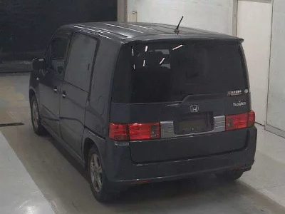 Honda Mobilio Spike