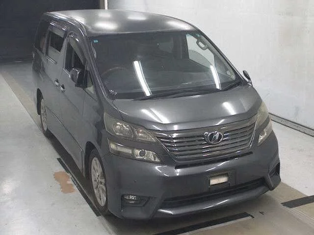 Toyota Vellfire  с аукциона в Японии