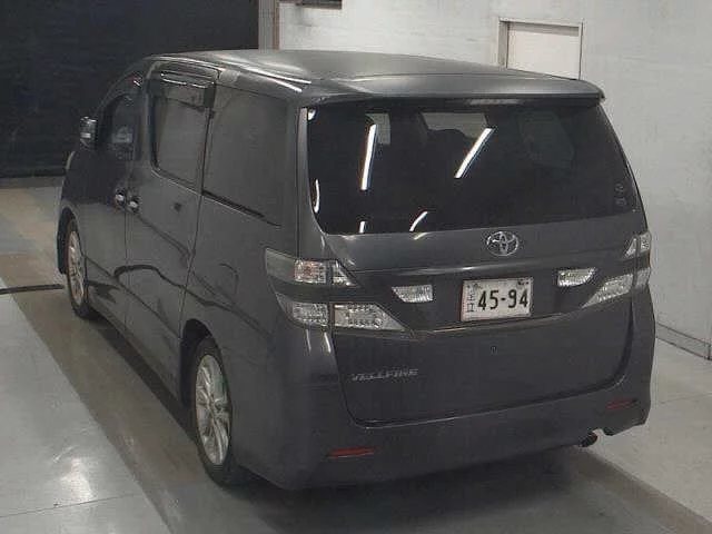 Toyota Vellfire  с аукциона в Японии