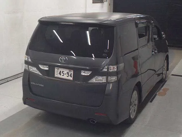 Toyota Vellfire  с аукциона в Японии