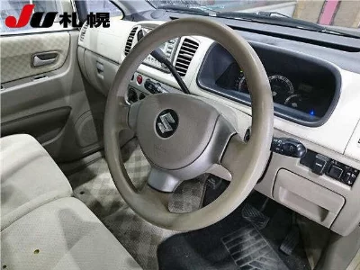 SUZUKI MRWAGON