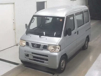 NISSAN NV100 CLIPPER