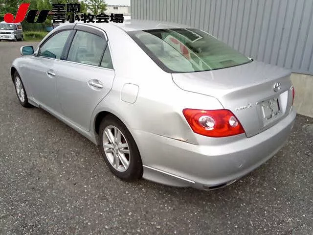 Toyota Mark X  с аукциона в Японии