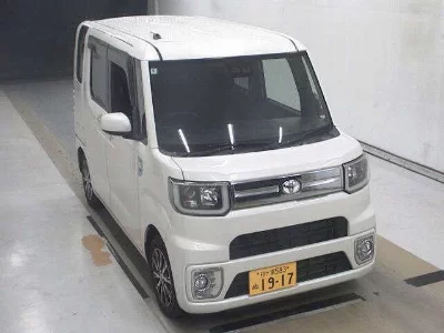 TOYOTA PIXIS MEGA