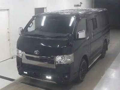 TOYOTA HIACE VAN