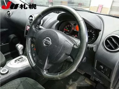 NISSAN DUALIS