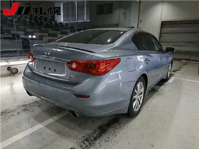 NISSAN SKYLINE