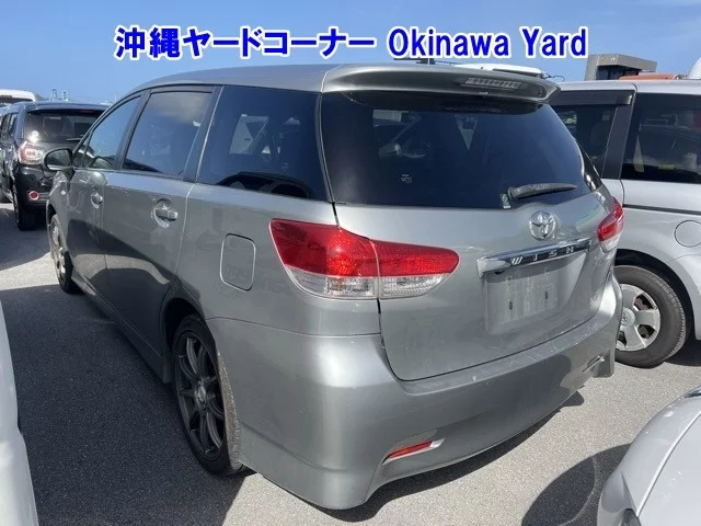 Toyota Wish  с аукциона в Японии