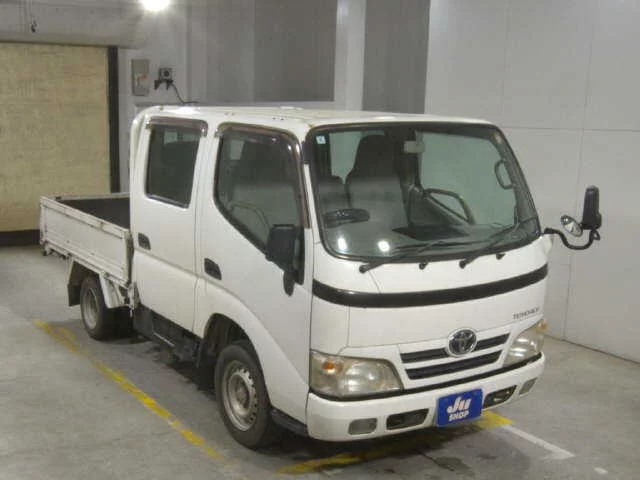Toyota ToyoAce  с аукциона в Японии
