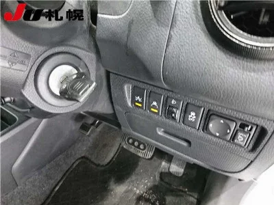 NISSAN AD VAN