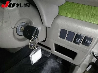 Toyota Pixis Space