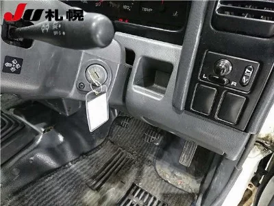 NISSAN DATSUN