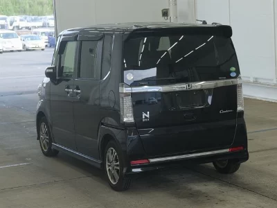 Honda N BOX CUSTOM