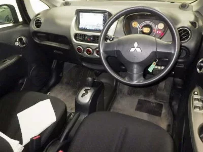 MITSUBISHI I