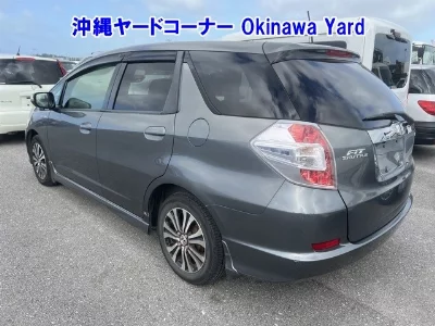 Honda FIT SHUTTLE HYBRID