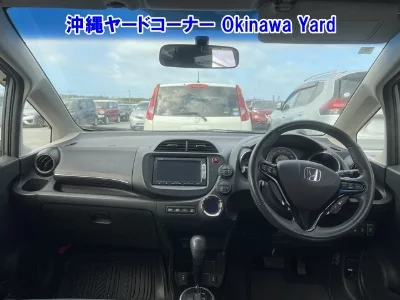 Honda FIT SHUTTLE HYBRID