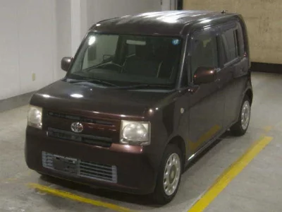 Toyota Pixis Space