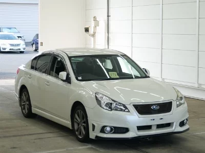 Subaru Legacy B4