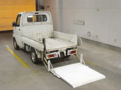 NISSAN CLIPPER
