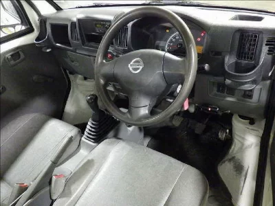 NISSAN CLIPPER