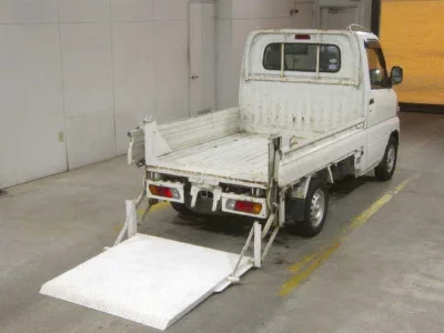 NISSAN CLIPPER