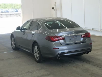 NISSAN FUGA