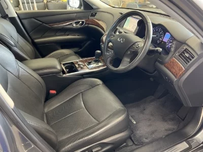 NISSAN FUGA