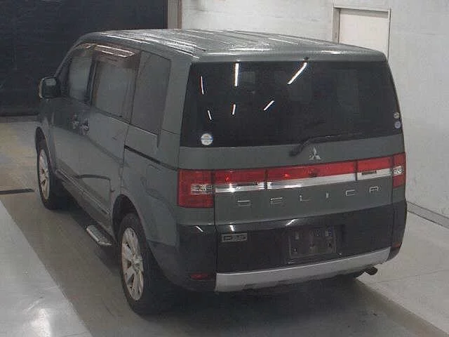 Mitsubishi Delica D:5  с аукциона в Японии