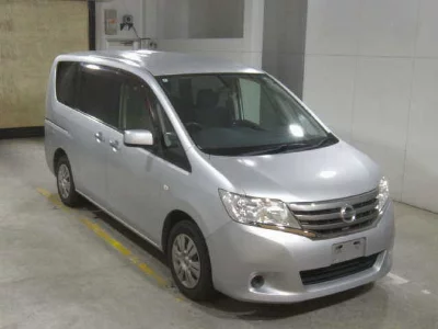 NISSAN SERENA