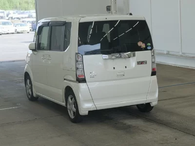 Honda N-Box+