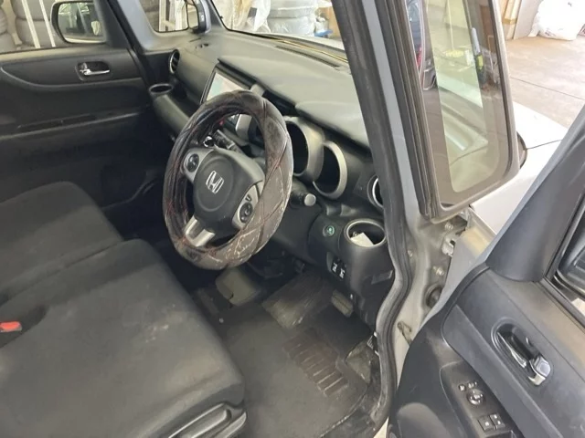 Honda N-Box  с аукциона в Японии