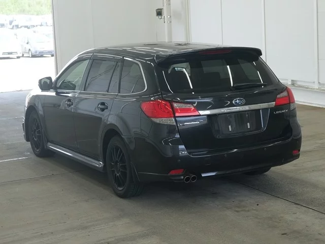 Subaru Legacy  с аукциона в Японии