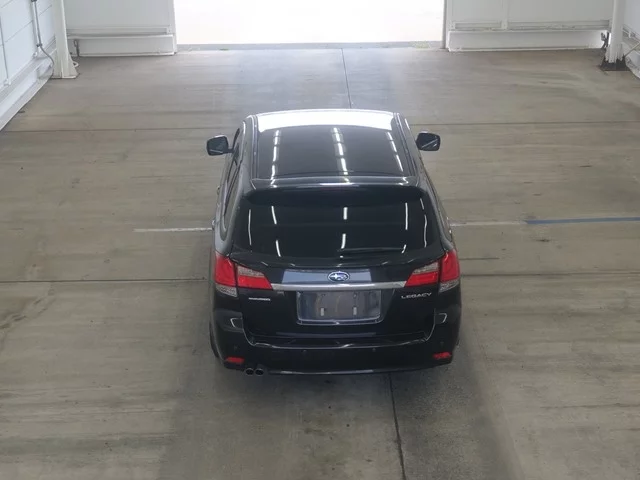 Subaru Legacy  с аукциона в Японии