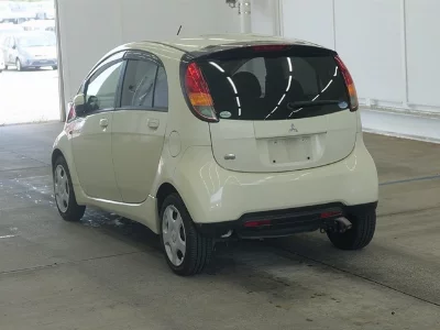 MITSUBISHI I