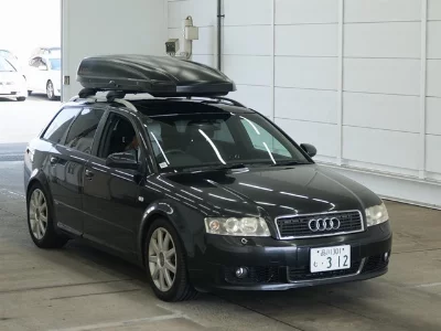 AUDI A4 AVANTE